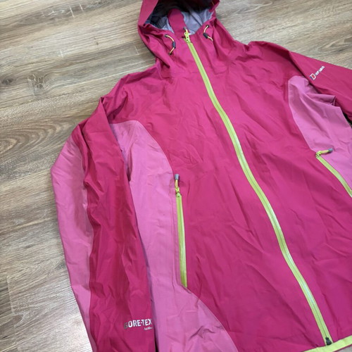 Berghaus Velum Gore-Tex Active Storm Jacket XL like new, colorful