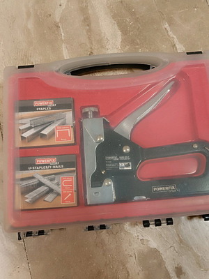 Καρφωτικό συρραπτικό Powerfix αχρησιμοποίητο με 600 συρραπτικά