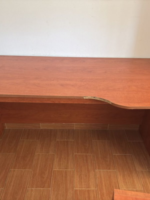Desk in cherry color used, dimensions 1.40m