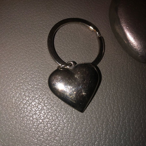 Silver heart keychains like new, set of 2 pieces
