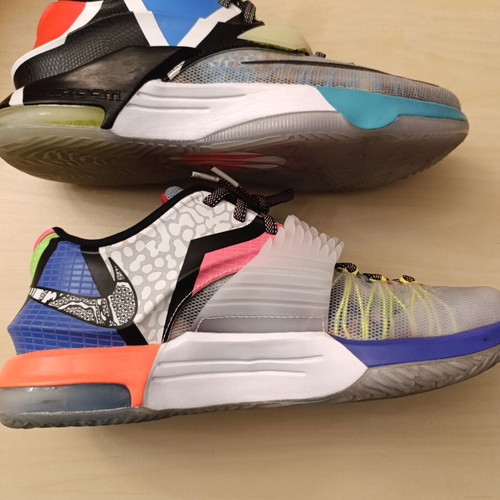 Nike KD 7 "What The" basketball shoes like new, multicolor, size 42