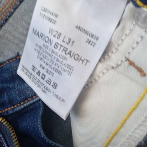 Lee jeans straight fit blue size M like new without tags