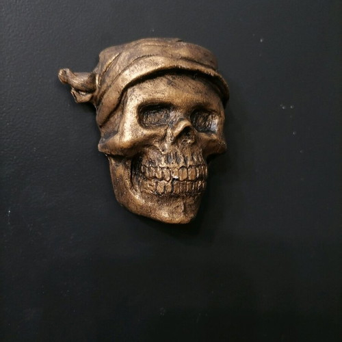 Handmade pirate magnets new, made of plaster and acrylics