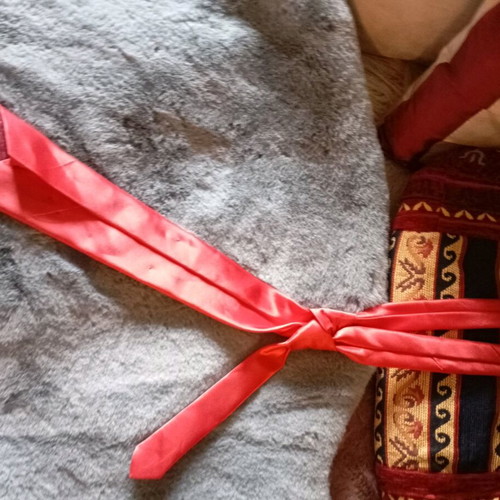 Red tie like new with beautiful design for children's formal wear