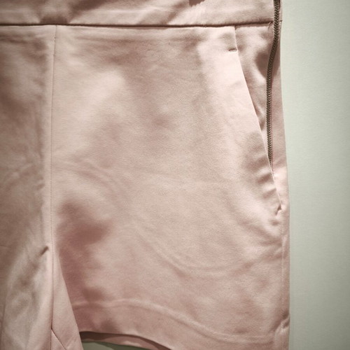 Zara women's shorts XL pink like new