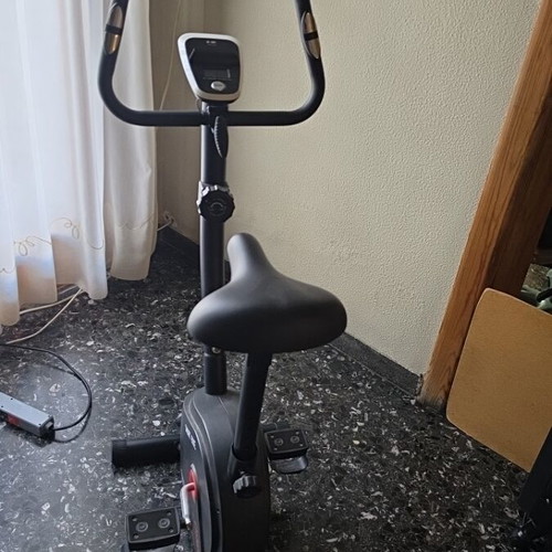 Exercise bike, almost unused