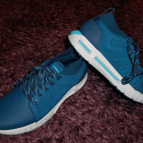 Under Armour HOVR Phantom sports shoes new, size 42.5