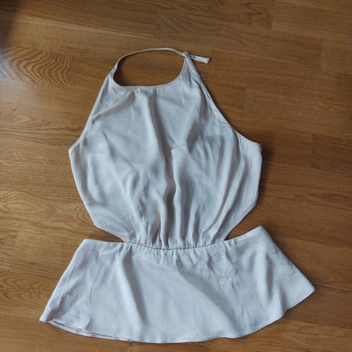 Zara backless top size XS like new, beige