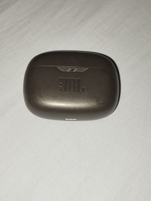 JBL earbuds like new, almost unused