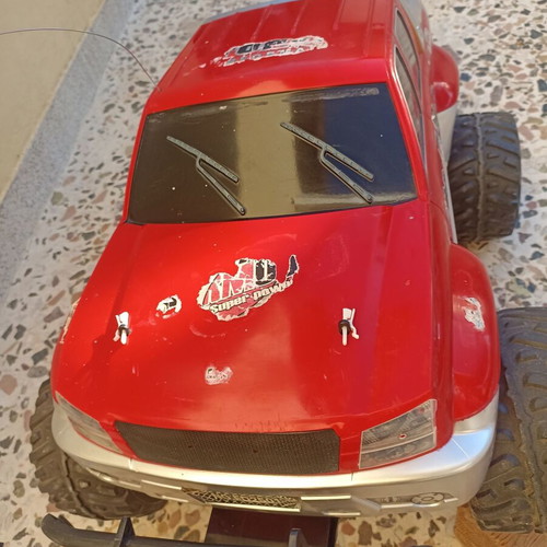 Remote Control Jeep Red Rear-Wheel Drive Like New