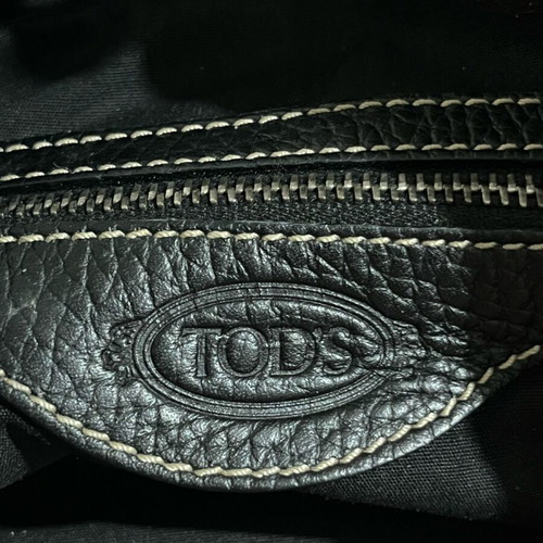 Tod’s leather shoulder bag black like new