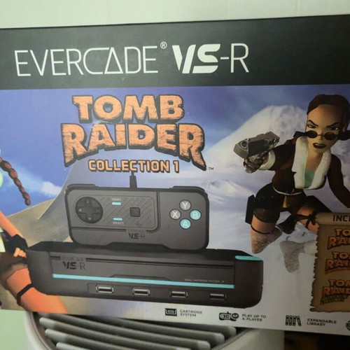 Evercade VS-R Tomb Raider Collection нова конзола с пълен комплект