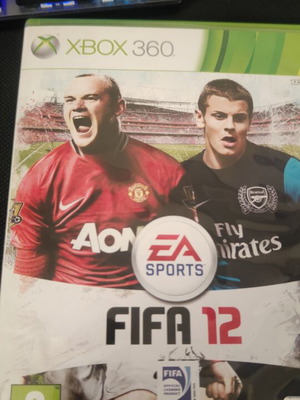 Fifa 12 Xbox 360 game used, complete with manual