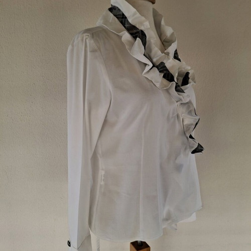 Forel shirt like new, size M-L, white