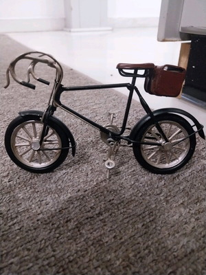 Metal decorative bicycle like new