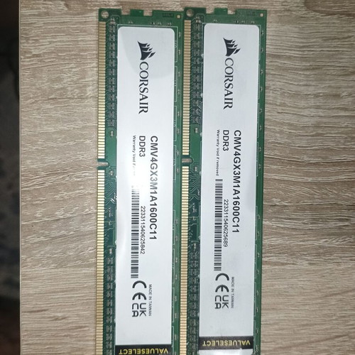 Corsair 2x4GB DDR3 1600MHz RAM like new set