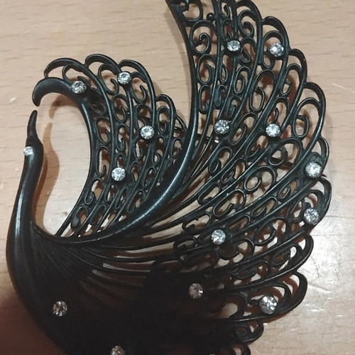Black brooch new with rhinestones in peacock shape