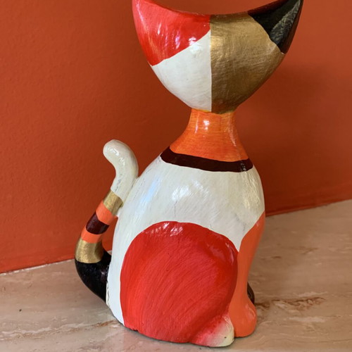 Decorative wooden cat figurine, new, 20 cm tall, hand-painted with gold leaf details