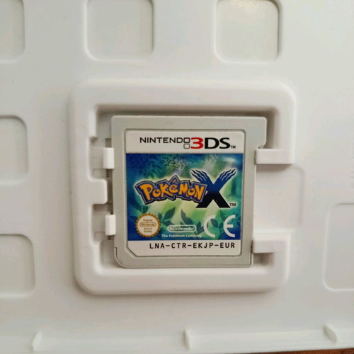 Pokemon X Nintendo 3DS like new, 1000% complete, English version