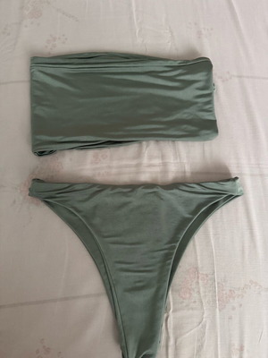 Μπικίνι μαγιό μεταχειρισμένο, one size για small/medium, γυαλιστερό λάδι