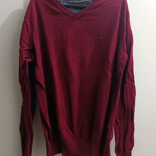 Funky Buddha burgundy men's sweater like new, size L