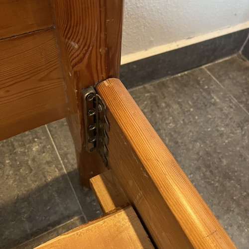 Single bed frame in Swedish wood 1x2 meters