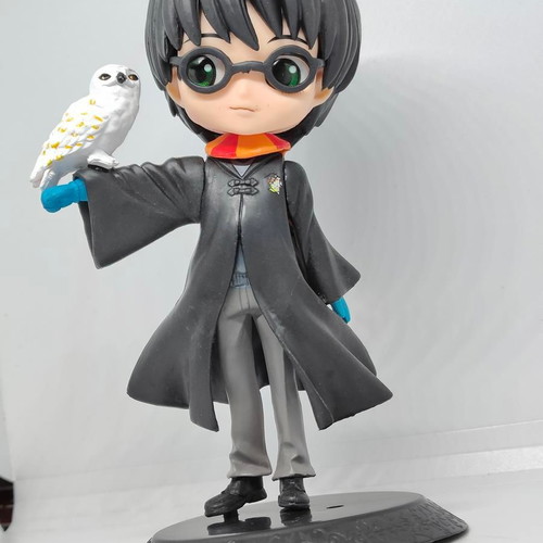 Harry Potter collectible figure 15cm with Hedwig owl like new