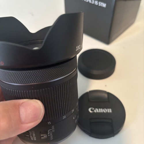 Canon RF 15-30mm F4.5-6.3 IS STM lens, like new