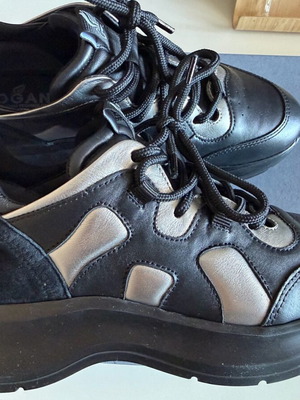 Hogan leather sneakers new, black, size 37