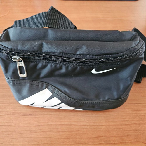 Nike waist bag, black and white