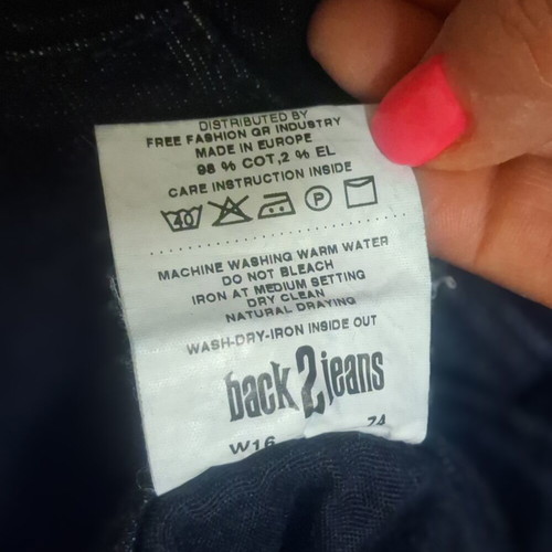 Back 2 Jeans women's slim fit dark blue jeans size L like new