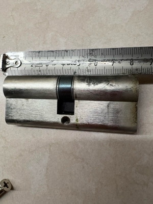 Cisa lock used with 10 keys