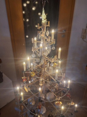 Xmas3 artificial Christmas tree like new, wooden 190cm