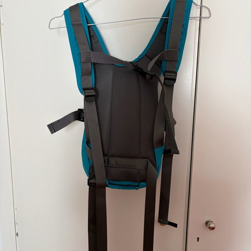 Dog carrier like new, blue and gray, for small dogs or puppies