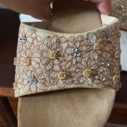 NV vintage slippers like new with embroidered flowers and rhinestones