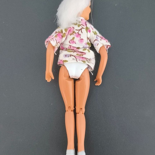 Lundby Dolls set of 2 used, grandmother and grandfather