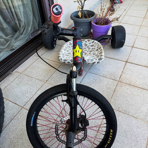 Trike Bike tricycle like new for drift and freestyle