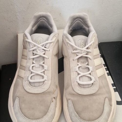 Adidas Alphaboost V1 sneakers like new, size 45, beige