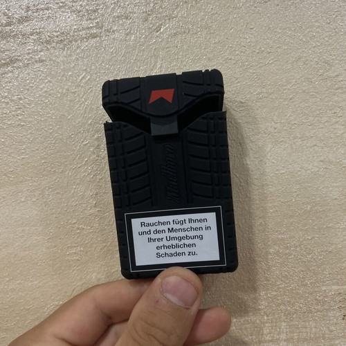 Marlboro F1 Limited Edition 2014 cigarette case, collector's item