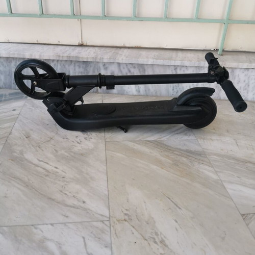 Electric Kids Scooter like new, max weight 50 kg, foldable