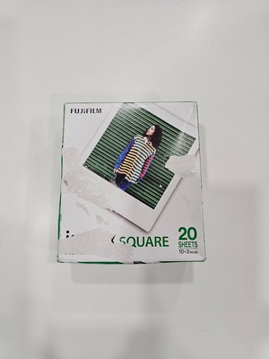 Instax Square ISO 800 φιλμ νέο, 20 φωτογραφίες με λευκή κορνίζα