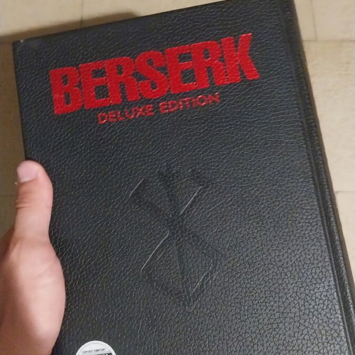 Berserk Deluxe Edition Manga Vol 2 Like New, English