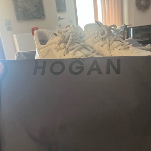 Hogan sneakers beige athletic shoes like new, leather size 39.5
