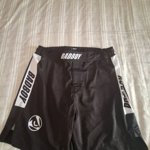 BadBoy Eyecon Nogi black, like new, size L