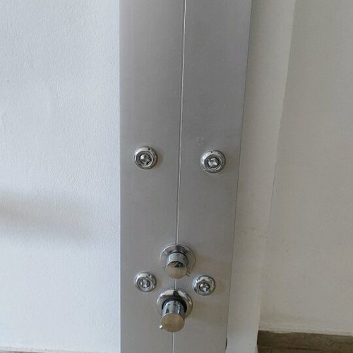 Bathroom column used dimensions 1.30 x 25