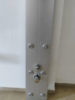 Bathroom column used dimensions 1.30 x 25