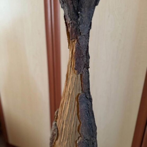Plaster vase with wooden details like new