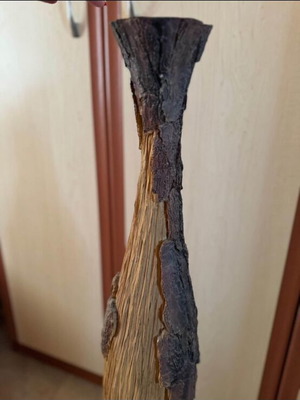 Plaster vase with wooden details like new