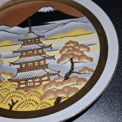 Decorative plate The Art Of Chokin used with 24k gold and silver