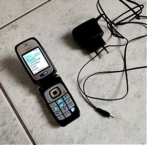 NOKIA κινητο τηλέφωνο  με φορτιστή και 2 μπαταρίες